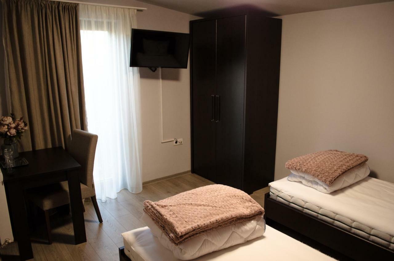 Panoramic Hotel Baia-Sprie Ngoại thất bức ảnh