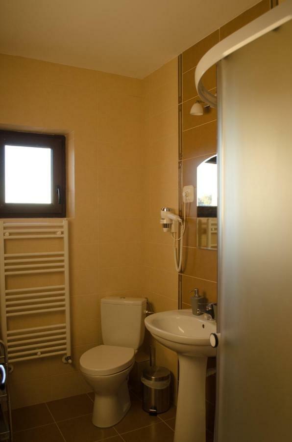 Panoramic Hotel Baia-Sprie Ngoại thất bức ảnh